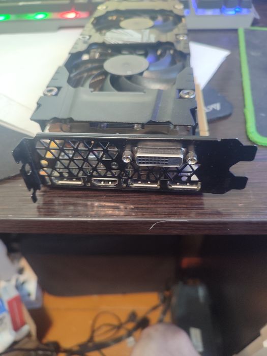 Видеокарта GTX 1070 8gb
