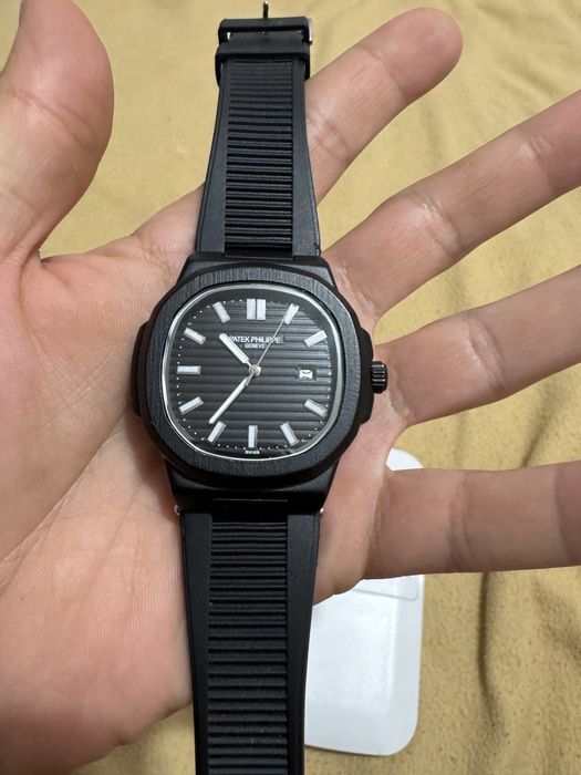 Продам часы наручные