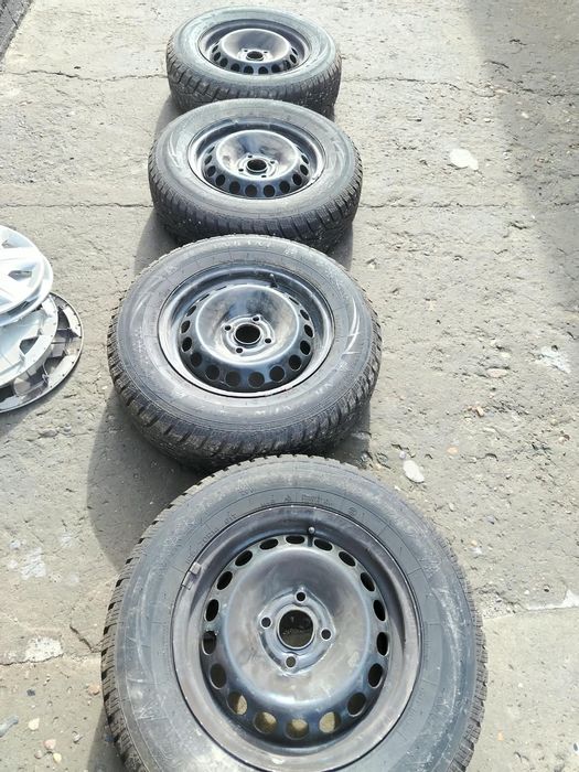 Донгелек сатамынПродам шины.
