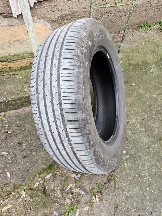 Vand 4 anvelope vara Continental 215 65/R17 V