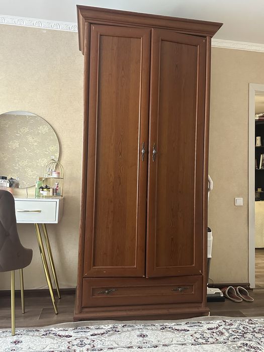 Продам шкаф.Хороший