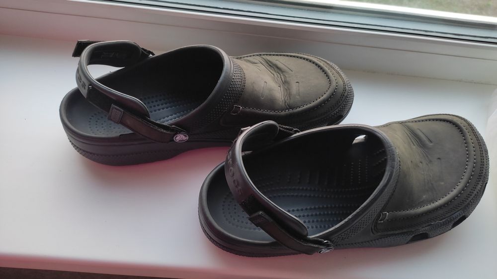 Продам Crocs цена 5000