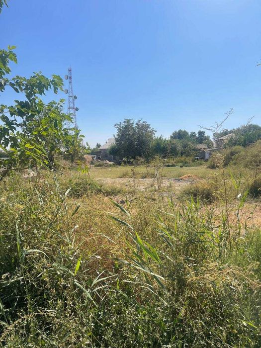 Участка сотилади