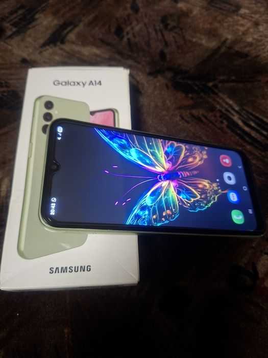 Samsung galaxy A14 aproape nou