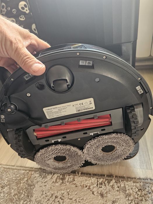 Vând/Schimb robot ROBOROCK Q-Revo S QRS5200, 0.33l, 14.4V, autonomie max 180 m...
