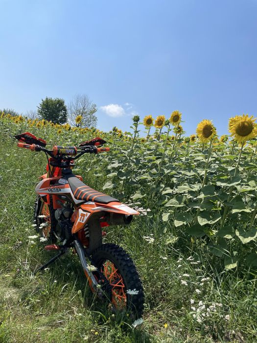 Vand crss 125 cc in stare perfecta de functionare