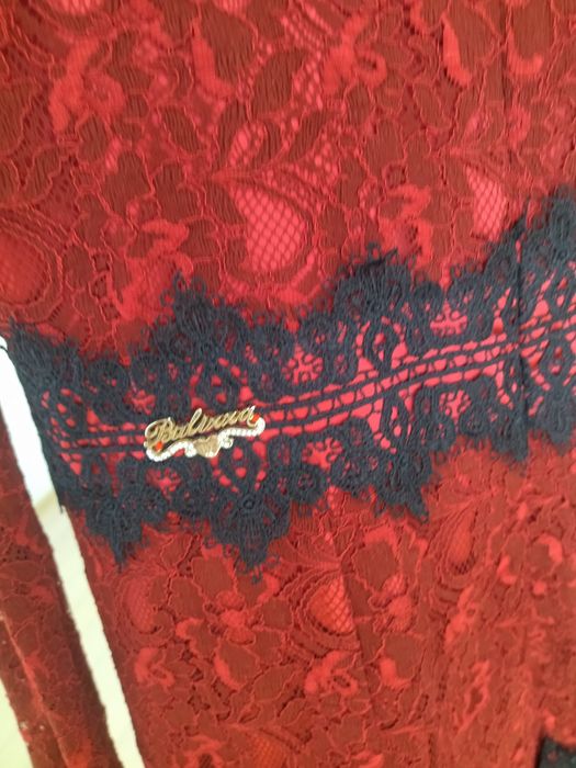 Платья вечерние нарядные