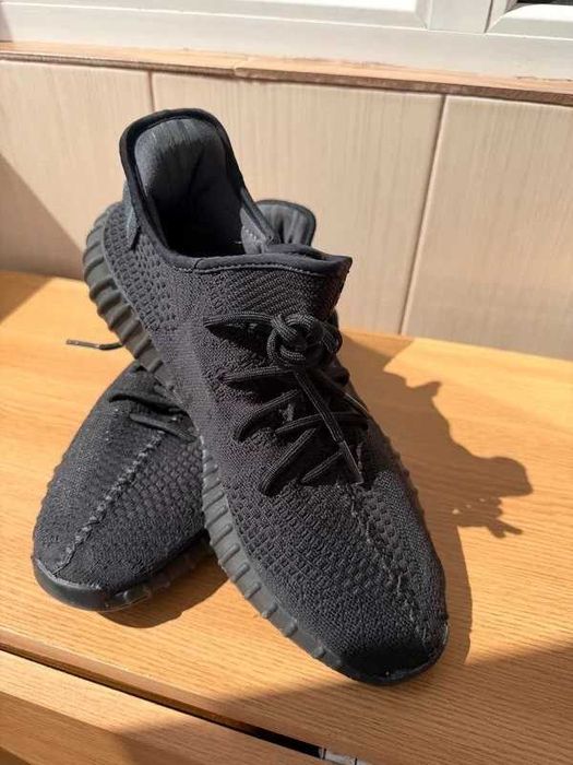 Adidas Yeezy 350 V2 Onyx