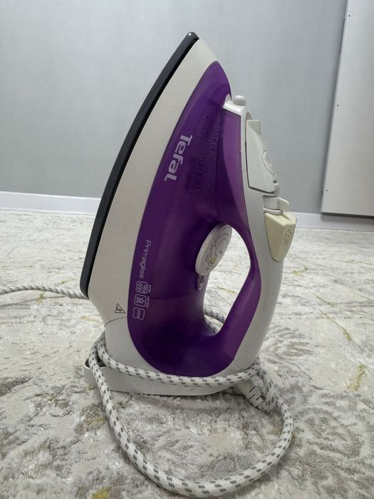 Продам утюг Tefal