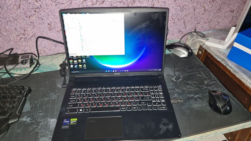 MSI i9-13900H noutbuk