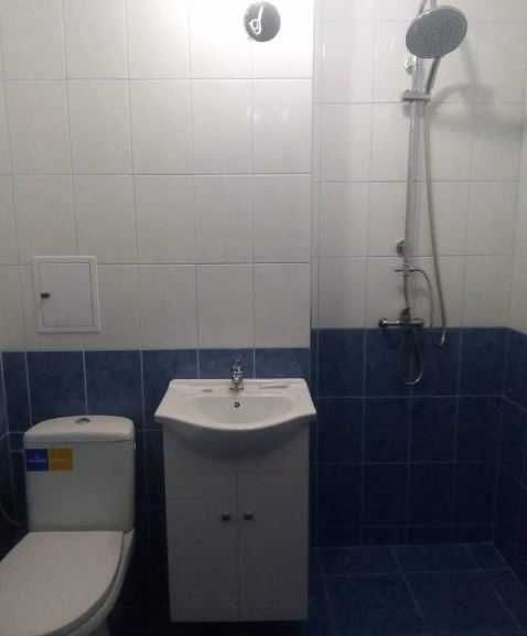 Дава се под наем Двустаен апартамент в Бургас, Меден рудник - зона Б - 76 кв.м за 175 € - Снимка #5