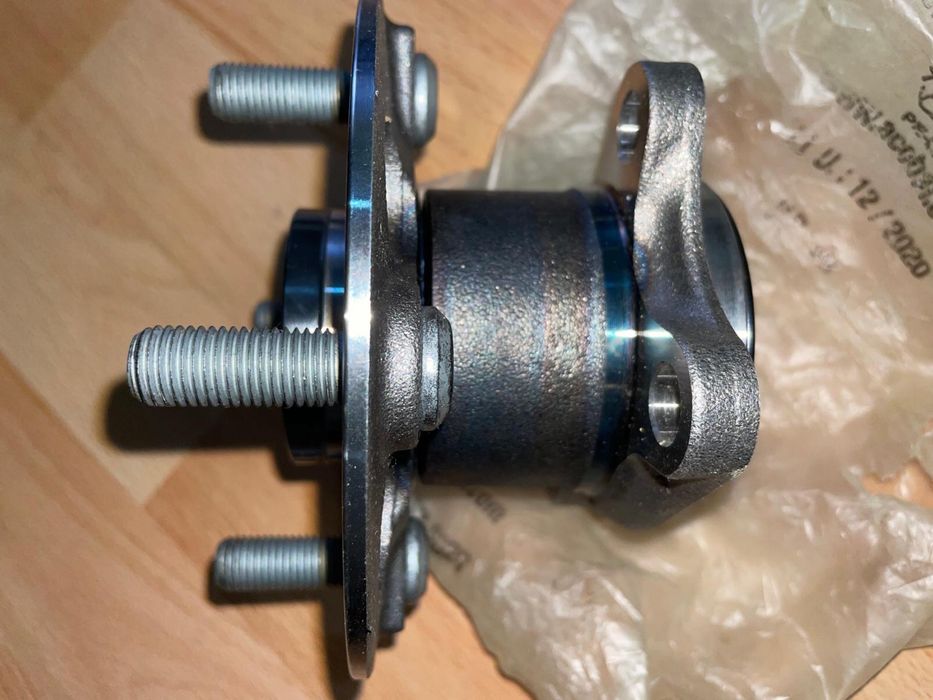 Butuc (set) rulment roata spate Toyota Yaris