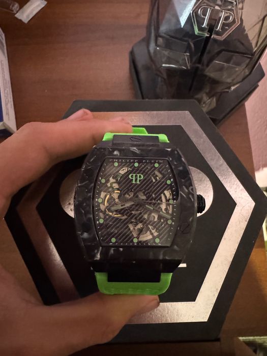 Часовник Philipp plein