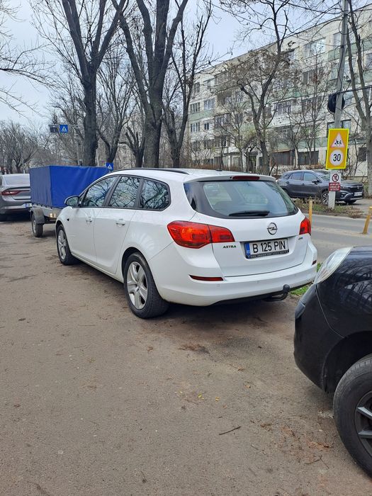 De Vanzare Opel astra j