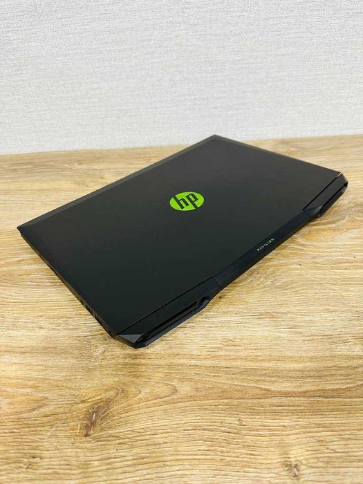 Продам Геймерский ноутбук HP Pavilion Gaming в отличном состоянии