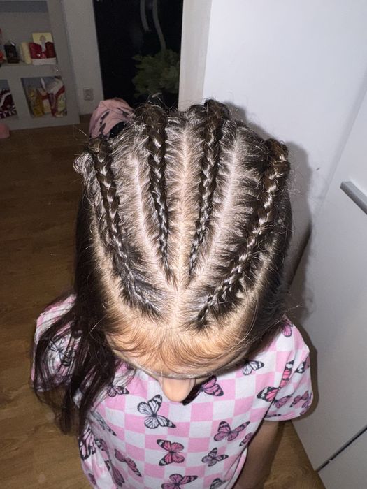 Coafor la domiciliu – Tuns • Coafat • Vopsit • Balayage
