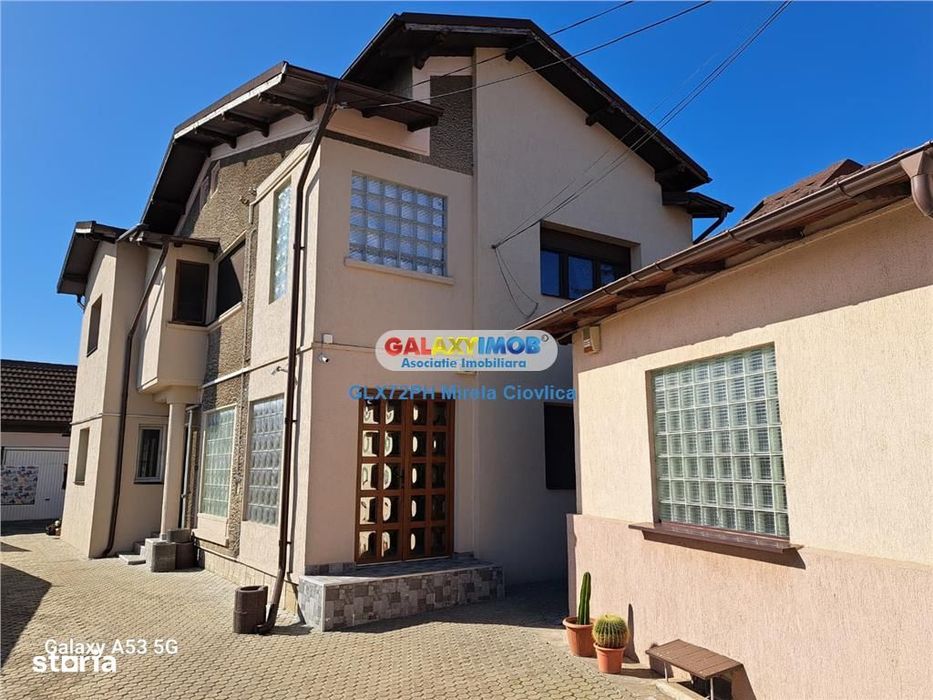 Vanzare Casa\/Vila cu spatiu comercial chiar in Centru