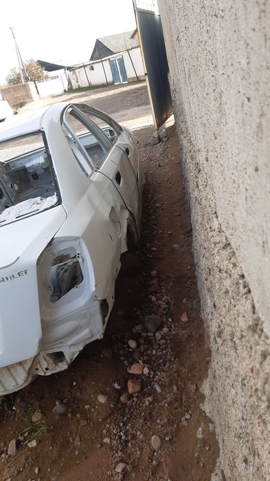 Ласетти кузов сотилади