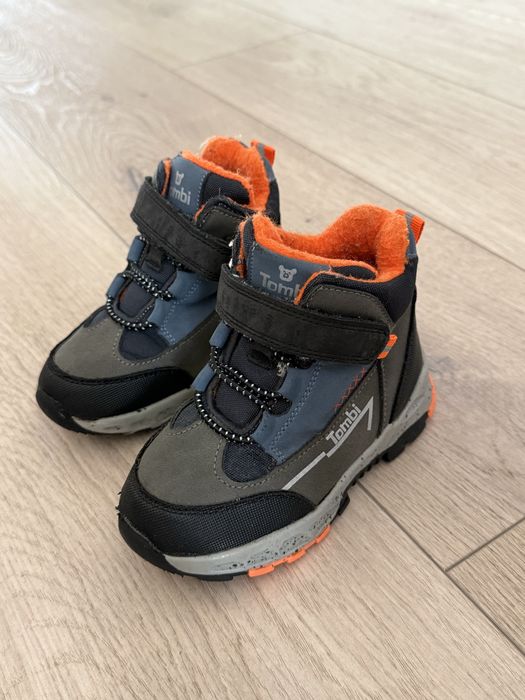 Обувь детская и взрослая, сумки