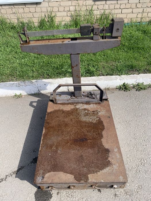 Продам весы напольные