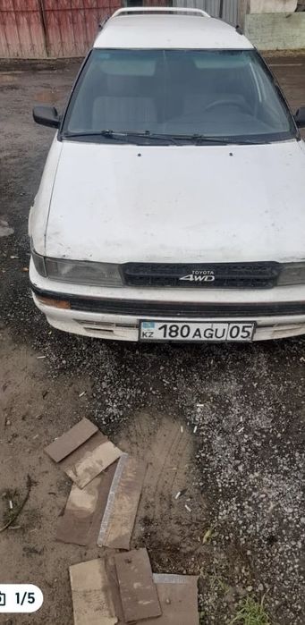 Toyota Corolla 1989 СРОЧНО