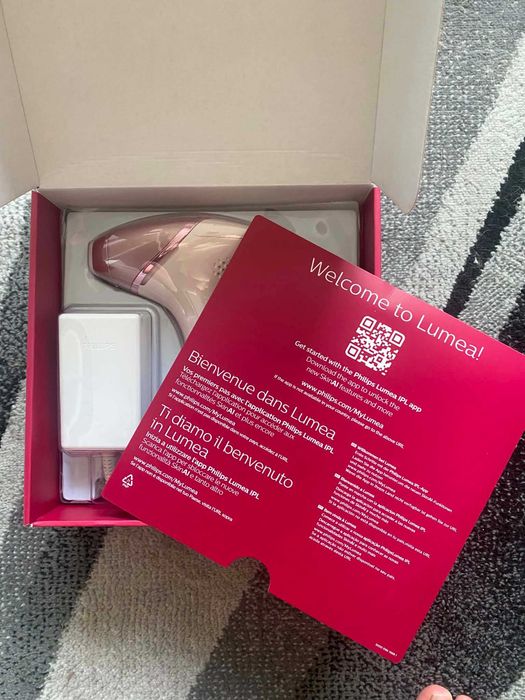 Philips Lumea IPL 9900 Series Фотоепилатор за обезкосмяване със SenseIQ с гаранция