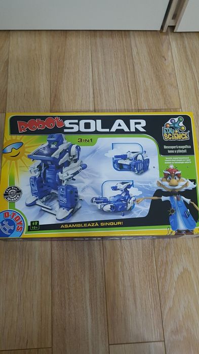 Robot solar 3 în 1