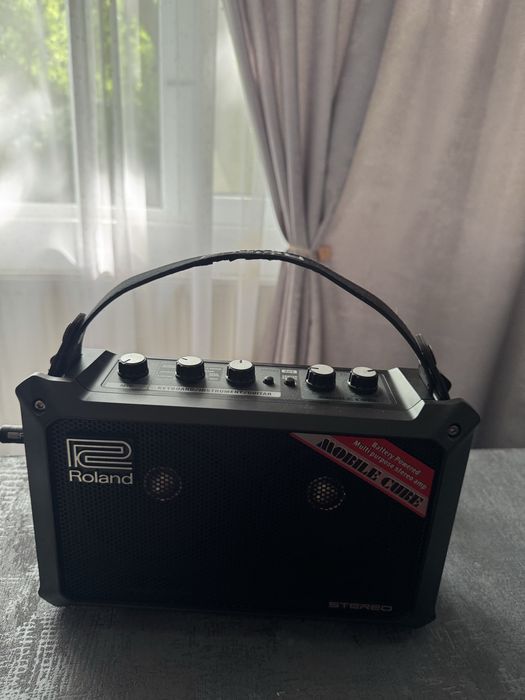 Boxa roland mobile cube