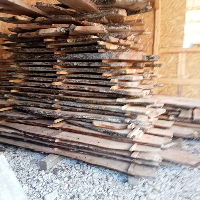 Blaturi și cherestea nuc