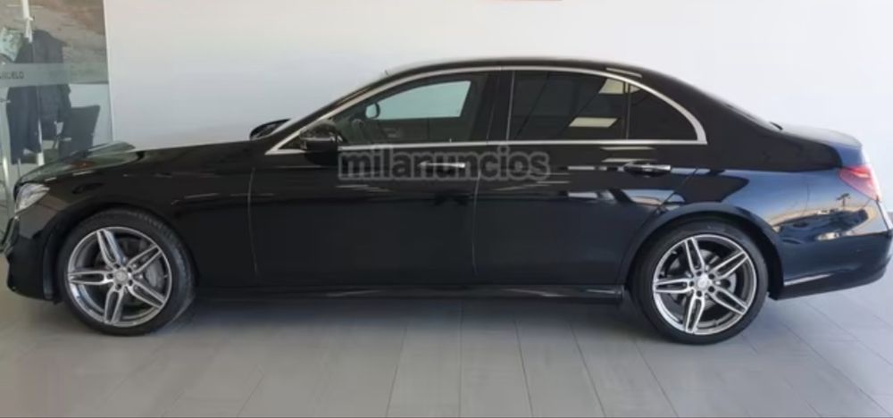 Мерцедес Бенц Е220 AMG Panorama 2019