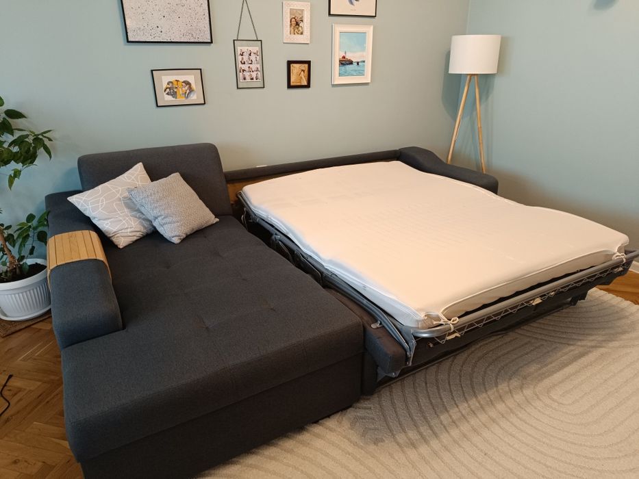 Разтегателен ъглов диван, с ракла. Модел Бернарда