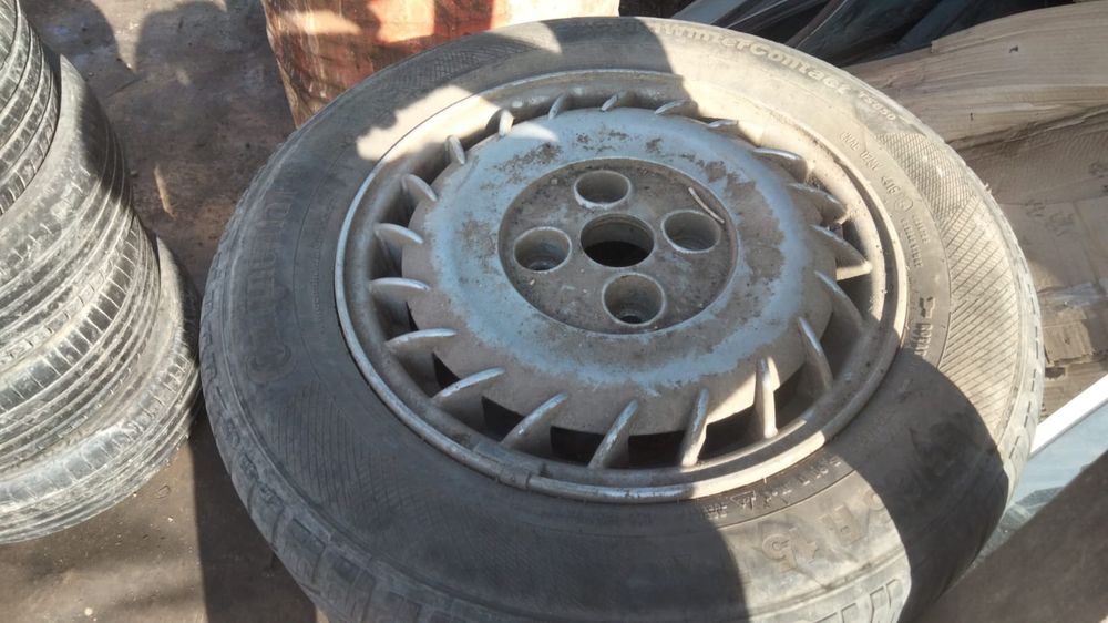 Продам митсюбиси лансер  по болтами