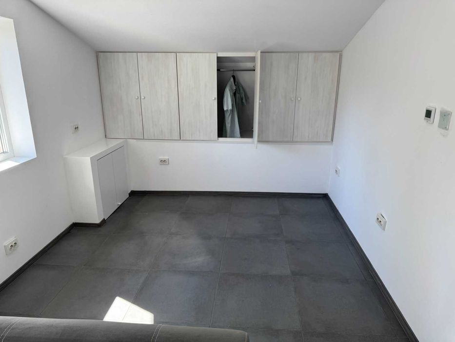 Дава се под наем Етаж от къща в София, Център - 90 кв.м за 667 € - Снимка #5