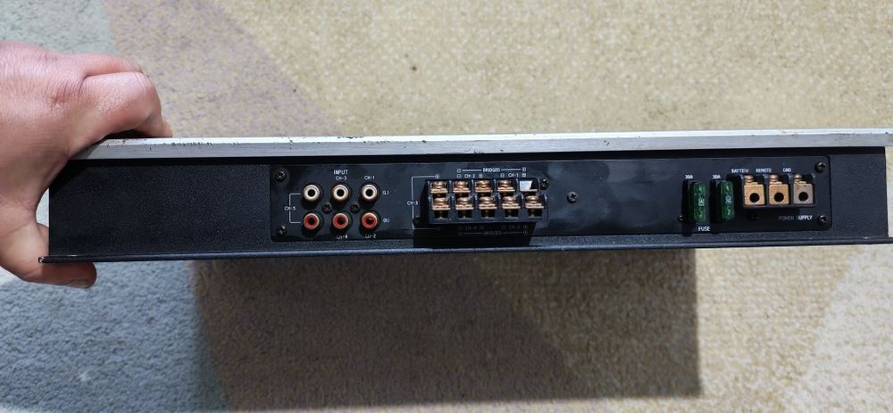 Amplificator Auto Alpine MRV-F450