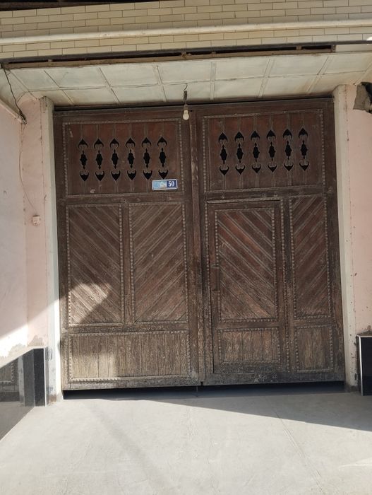 Yog'och darvoza sotiladi holati yaxshi