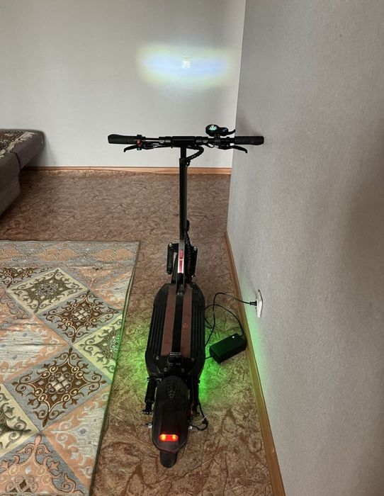 Продам электросамокат kugoo m4 pro