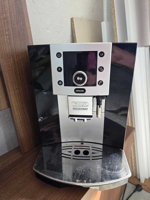 Aparat cafea Delonghi Perfecta Cappuccino