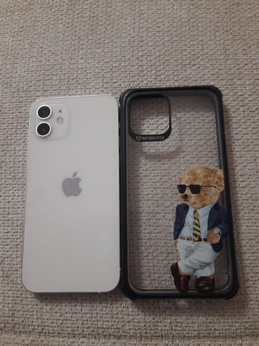IPhone 12 64GB White in stare foarte buna