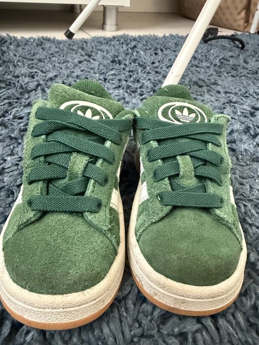Adidas marimea cat scrie pe limba