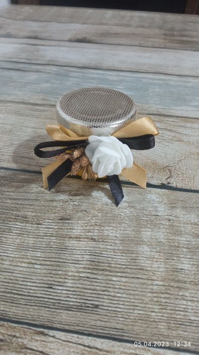 Подаръчета за гости - бурканчета с мед