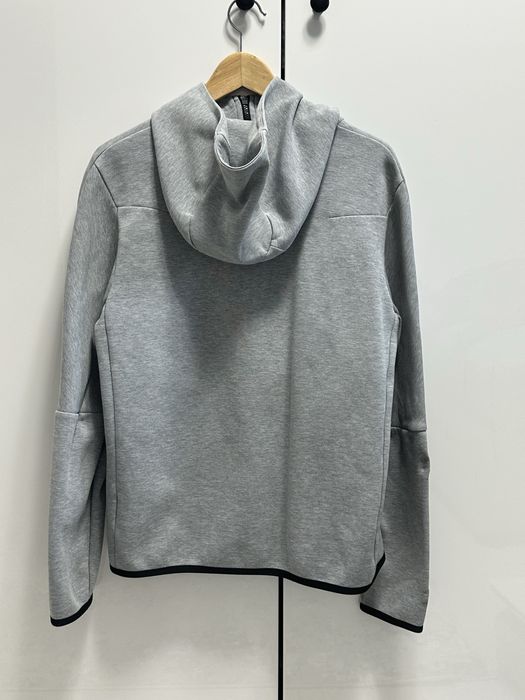 Hanorac Nike Tech Fleece gri M – original, aproape nou