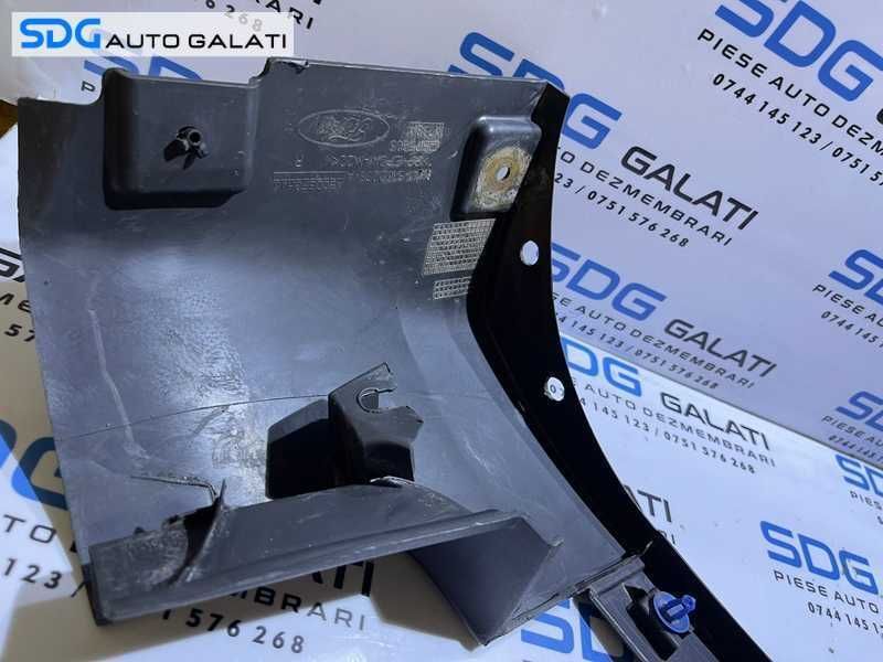 Ornament Bandou Aripa Fata Dreapta Ford Kuga 1 2008 - 2013 Cod 8V41-S16D238-A 8V41S16D238A [L7939]