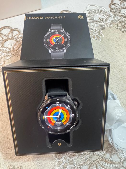 Часовник HUAWEI  GT 5