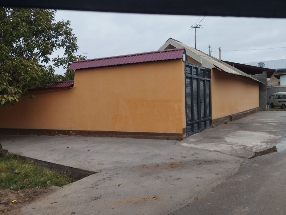 Уй сотилади Байткургонда. Кибрай туманида