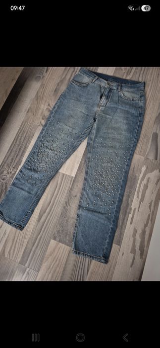 Blugi cu pietricele talie înaltă