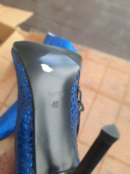 Женские сапоги. Распродаже