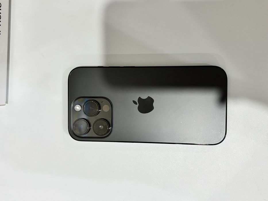 Продам iphone 14 pro 256 gb