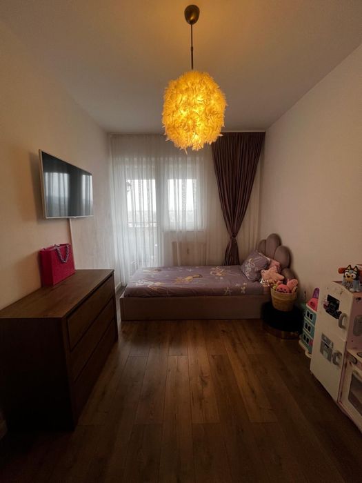 Apartament 3 camere,cartier Prima Nufarul
