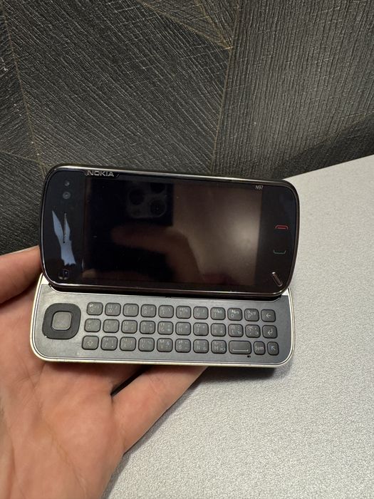 Nokia N97 в идеальном состоянии
