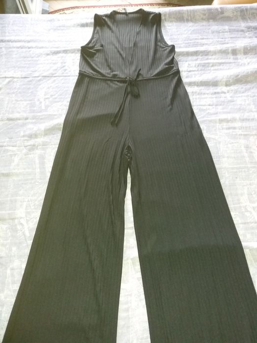 Vând Salopetă Damă